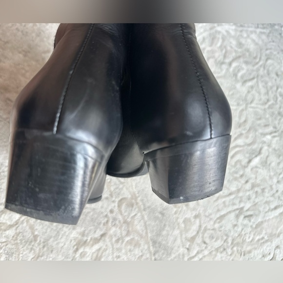 Stuart Weitzman Yuliana 60mm Chelsea Booties – Black Leather, Size 36.5 - Picture 7 of 7